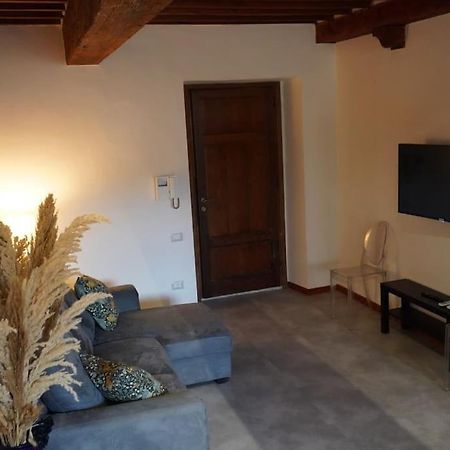 Appartement Loft Moderno Ubicato Nel Centro Storico Di Lucques Extérieur photo